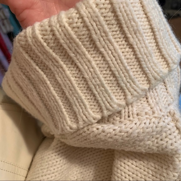 Zara Cable Knit Turtleneck boxy crop sweater Med - Picture 16 of 16